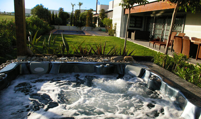 Installation jacuzzi Aqua 8